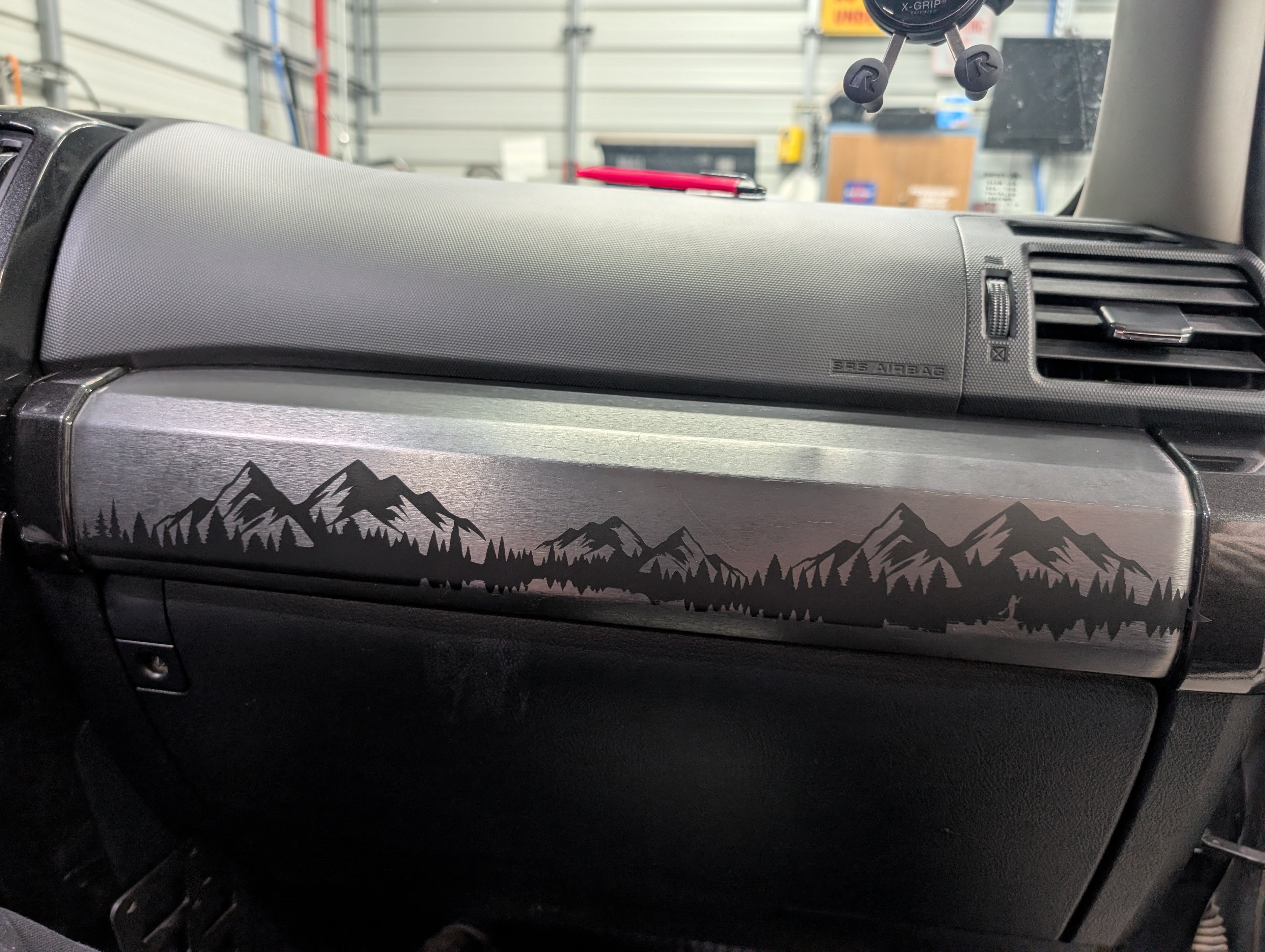 5th Gen 4Runner  Mountain range and lake