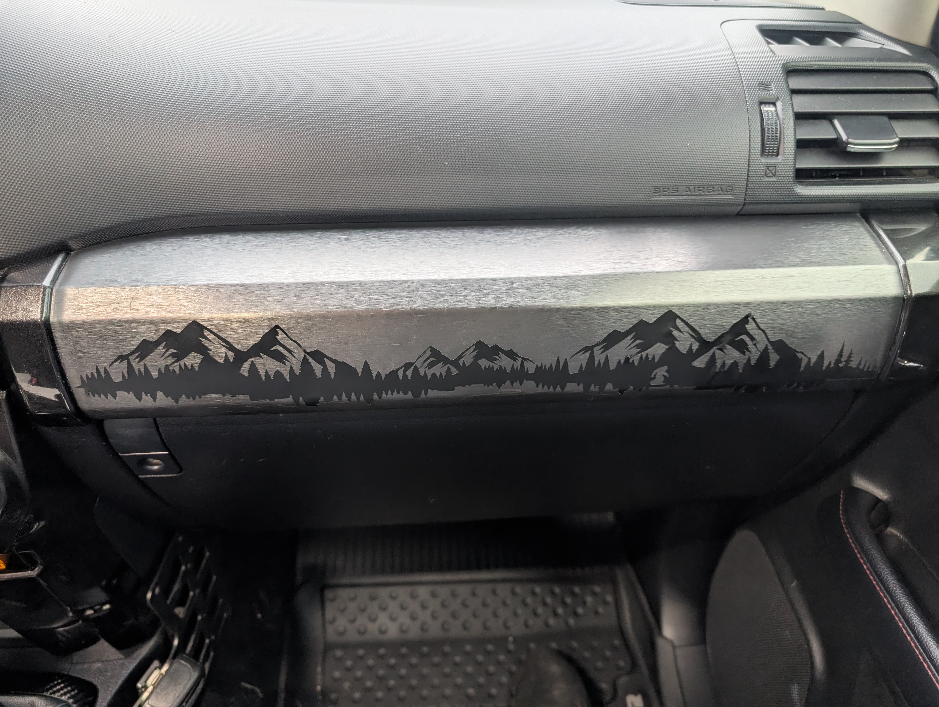 5th Gen 4Runner  Mountain range and lake