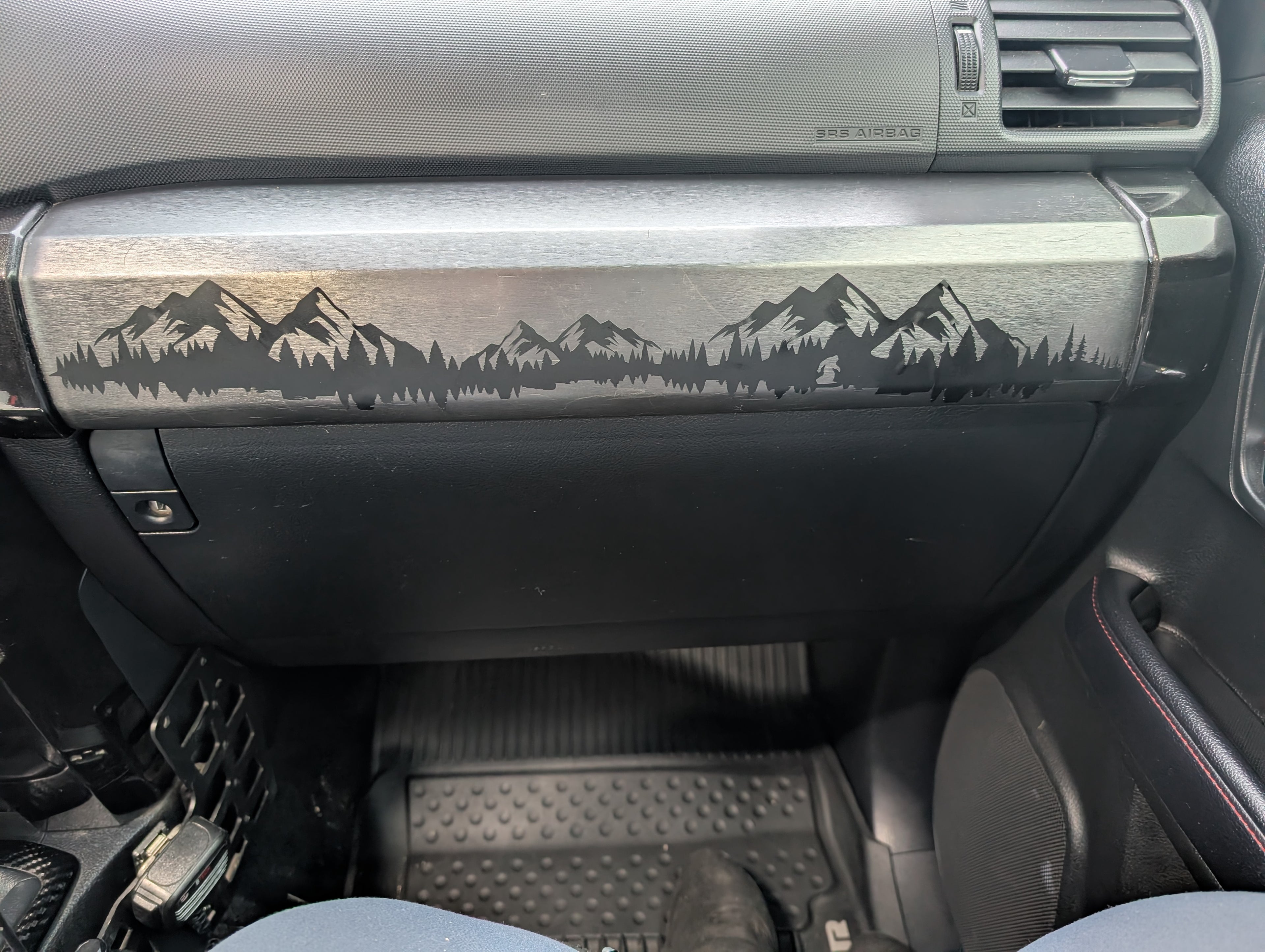 5th Gen 4Runner  Mountain range and lake